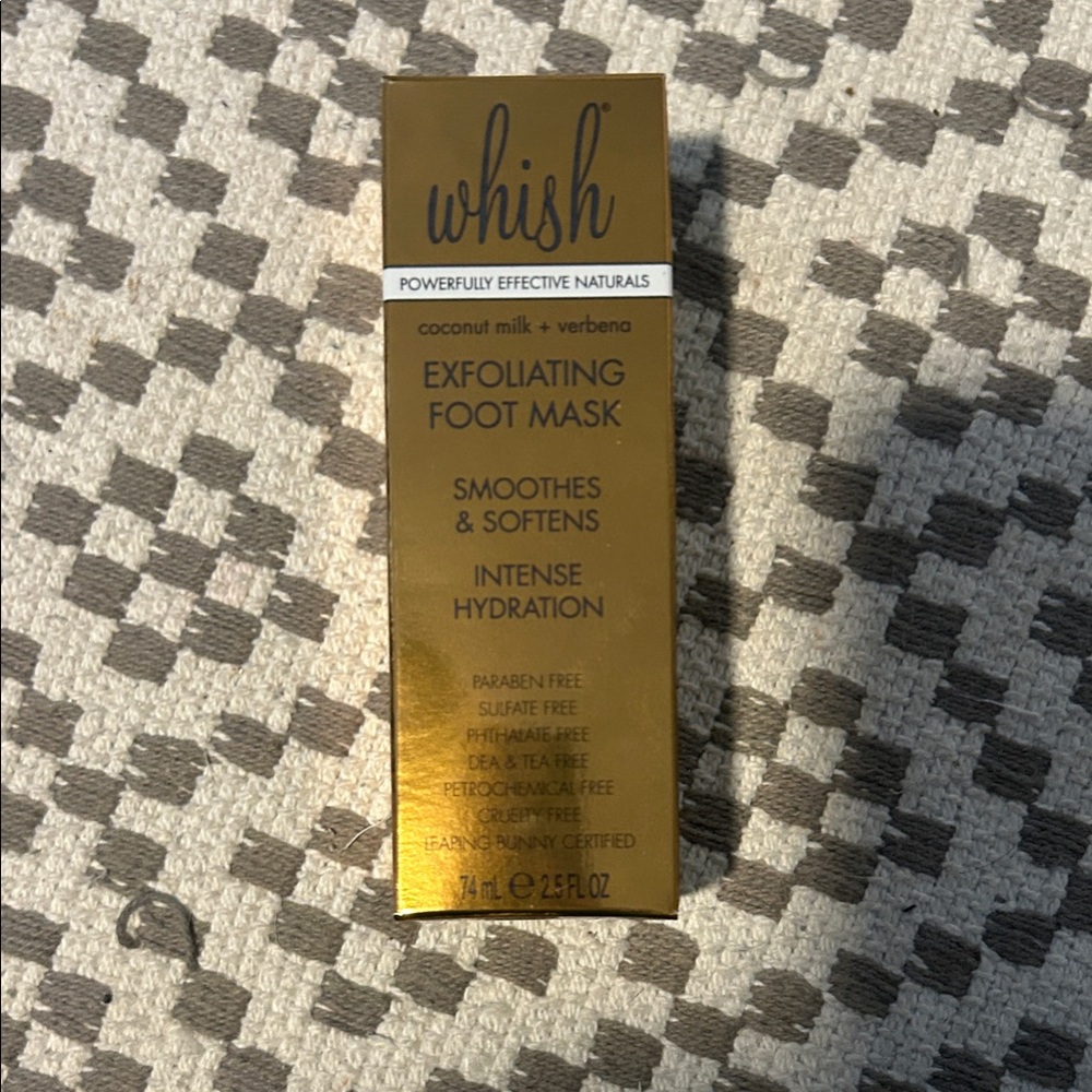Free with any purchase!- Whish Gold Exfoliating Foot Mask